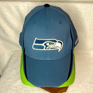 SEATTLE SEAHAWKS :  Green/ Gray ONFIELD HAT FITTED S/M